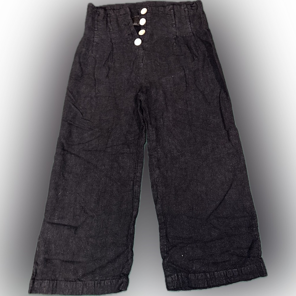 Size: Small 
Colour: Black 
Brand: Street Where Society